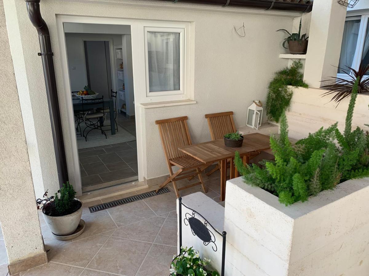 Apartments Rita Zadar Exterior photo